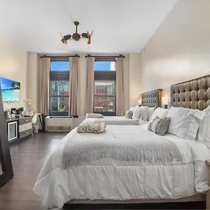 https://renu-on-wazee.seedenverhotels.com